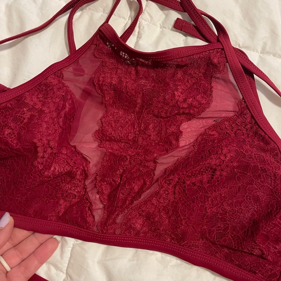 Maroon lace swim suit - Picture 2 of 4